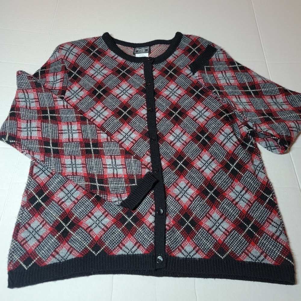 Vintage Southern Lady Cardigan Womens Large Acrylic Red Black Plaid Pattern USA
